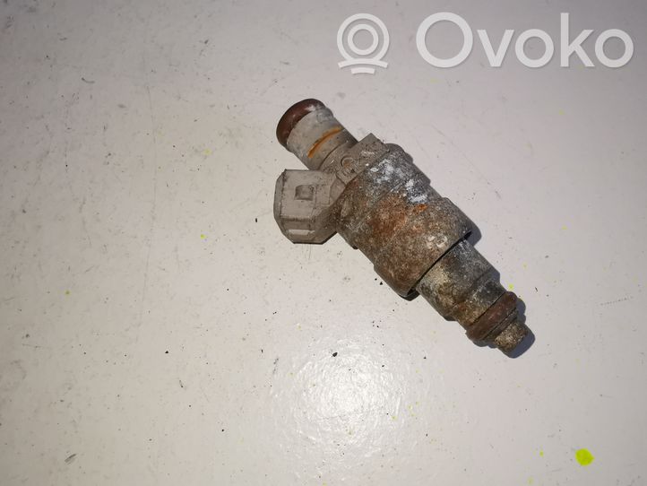 078133551N Audi A4 S4 B5 8D Fuel injector, 10.00 € RRR