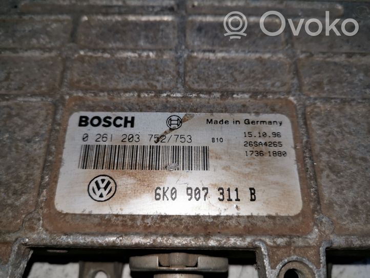 Volkswagen Polo III 6N 6N2 6NF Блок управления двигателя 6K0907311B