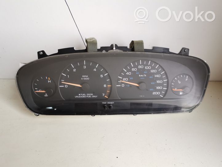 Dodge Caravan Nopeusmittari (mittaristo) 04685621