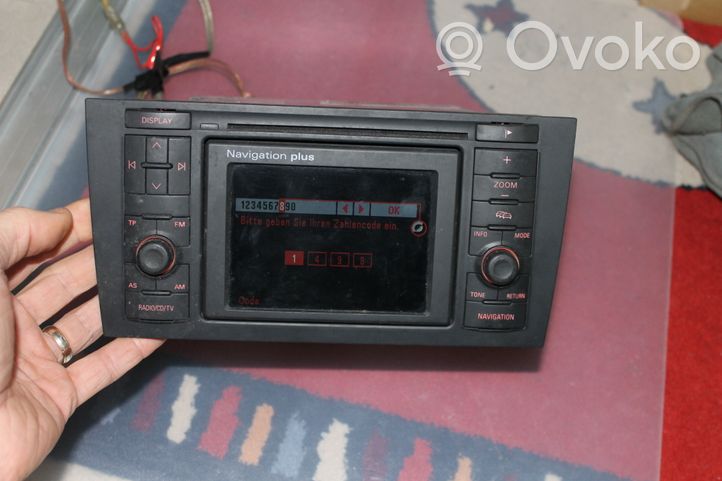 Audi A6 S6 C5 4B Radio/CD/DVD/GPS-pääyksikkö 4B0035192K