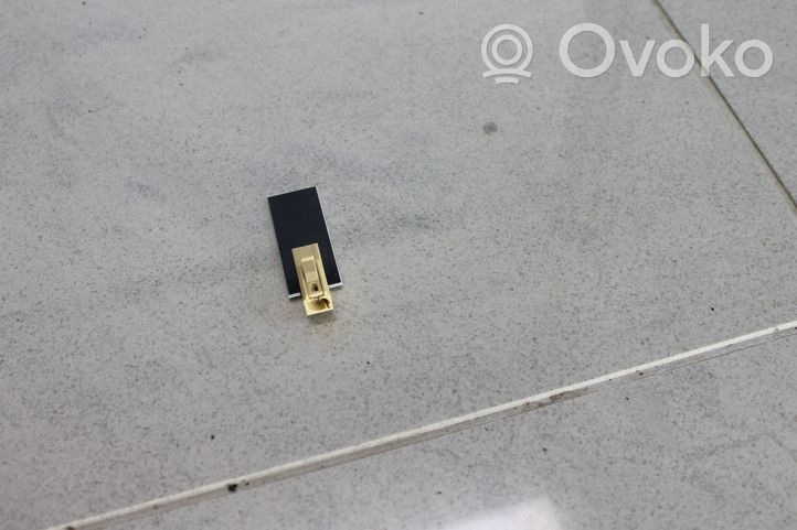 Audi A3 S3 A3 Sportback 8P Antena Bluetooth 8P0035503E