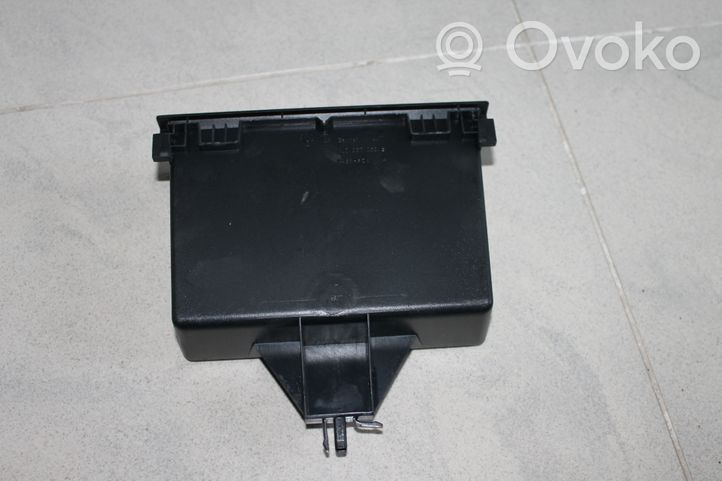 Volkswagen Transporter - Caravelle T5 Boîte / compartiment de rangement pour tableau de bord 1J0857058B