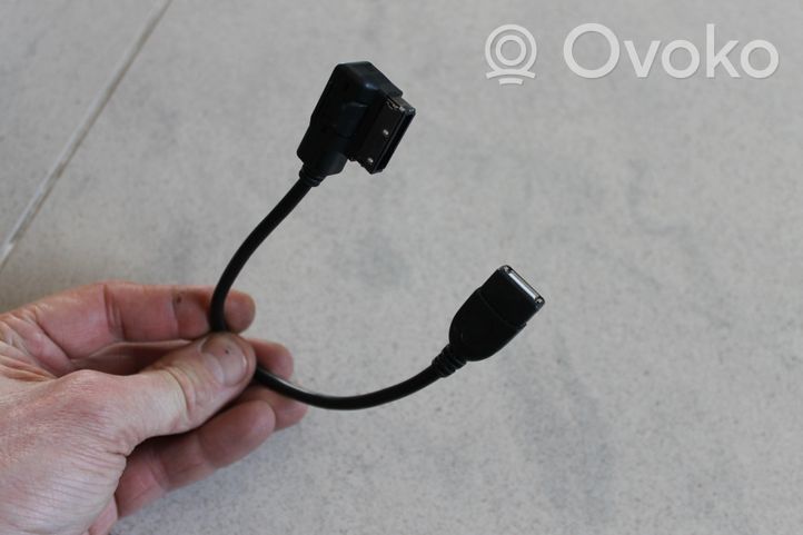 Volkswagen Tiguan Connettore plug in USB 5N0035558