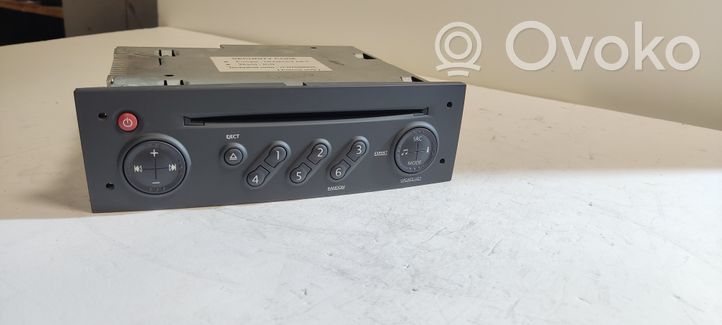 Renault Megane II Radio / CD-Player / DVD-Player / Navigation 8200607918