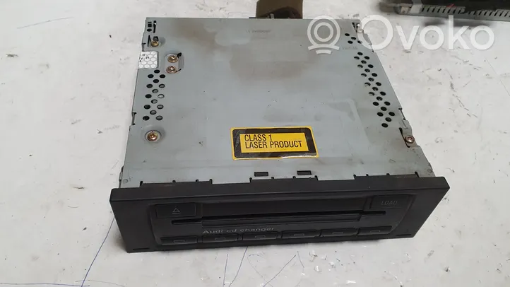 Audi A4 S4 B6 8E 8H Changeur CD / DVD 8E0035111A