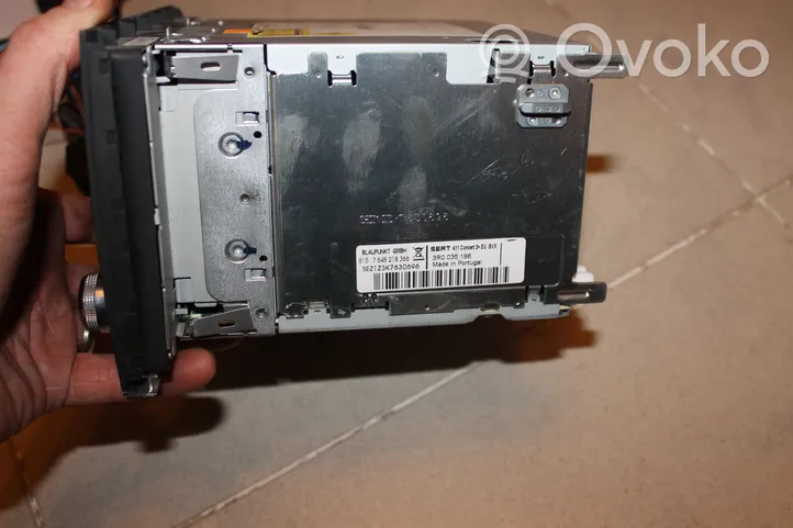 Seat Exeo (3R) Radio / CD/DVD atskaņotājs / navigācija 3R0035186