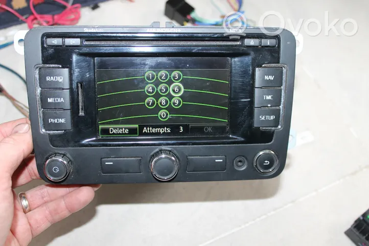 Skoda Superb B6 (3T) Unità principale autoradio/CD/DVD/GPS 3T0035192J