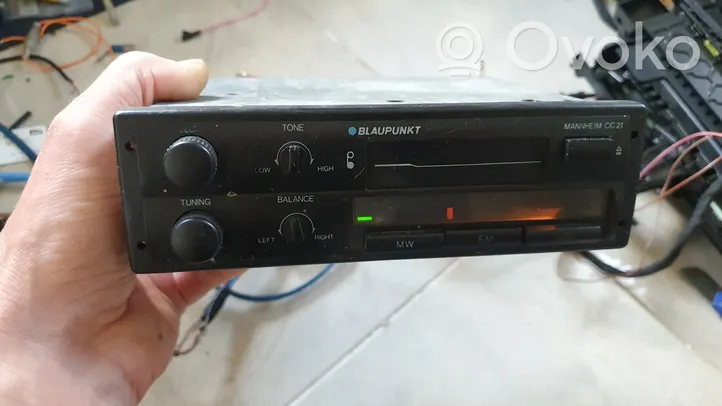 BMW 3 E36 Radio/CD/DVD/GPS-pääyksikkö BLAUPUNKT