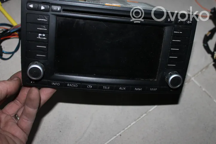 Volkswagen Touareg I Radio/CD/DVD/GPS-pääyksikkö 7L6035191C