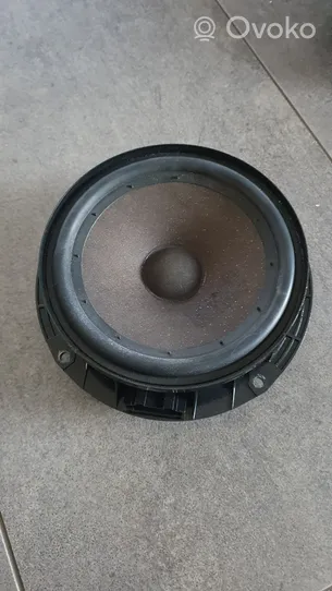 Volkswagen Bora Enceinte de porte arrière 1K8035454