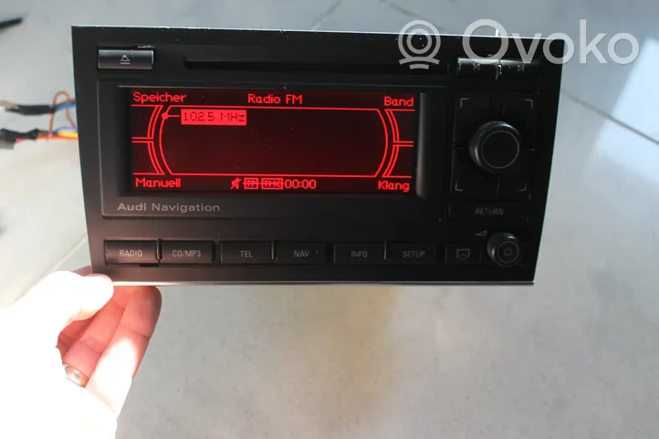 Audi A4 S4 B6 8E 8H Radio/CD/DVD/GPS-pääyksikkö 8E0035192G