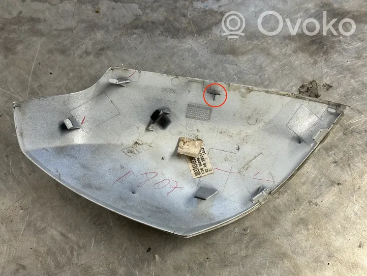 Renault Megane III Obudowa lusterka zewnętrznego drzwi przednich 963743492R