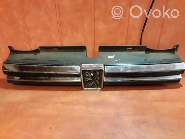 Peugeot 605 Maskownica / Grill / Atrapa górna chłodnicy 9256227877