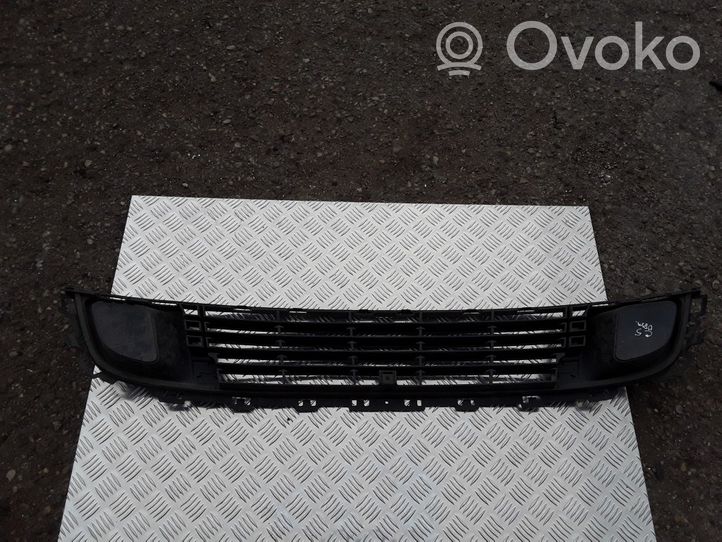 Citroen C5 Grille calandre supérieure de pare-chocs avant 9681052677