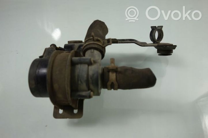 Volvo V50 Water pump 