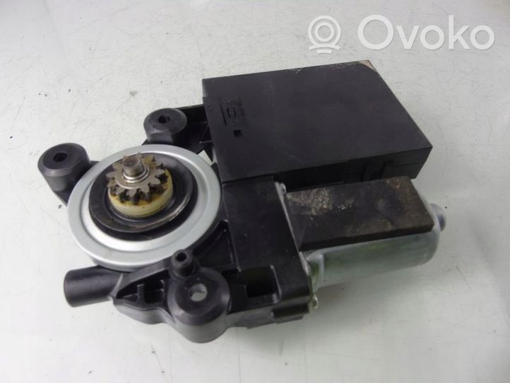 Volvo C30 Moteur de lève-vitre de porte avant 