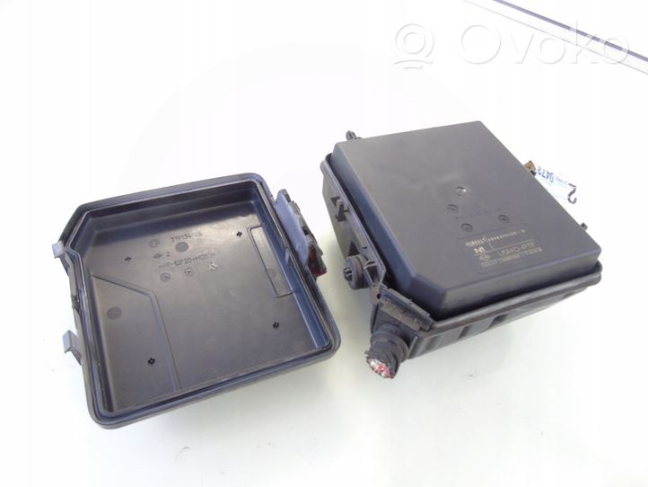 Renault Laguna III Module de fusibles 284B60012R