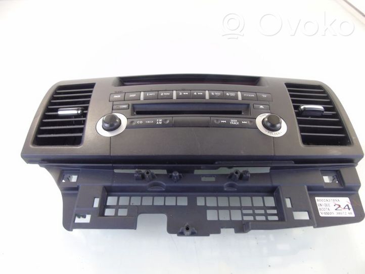 Mitsubishi Lancer VIII Radio/CD/DVD/GPS-pääyksikkö 