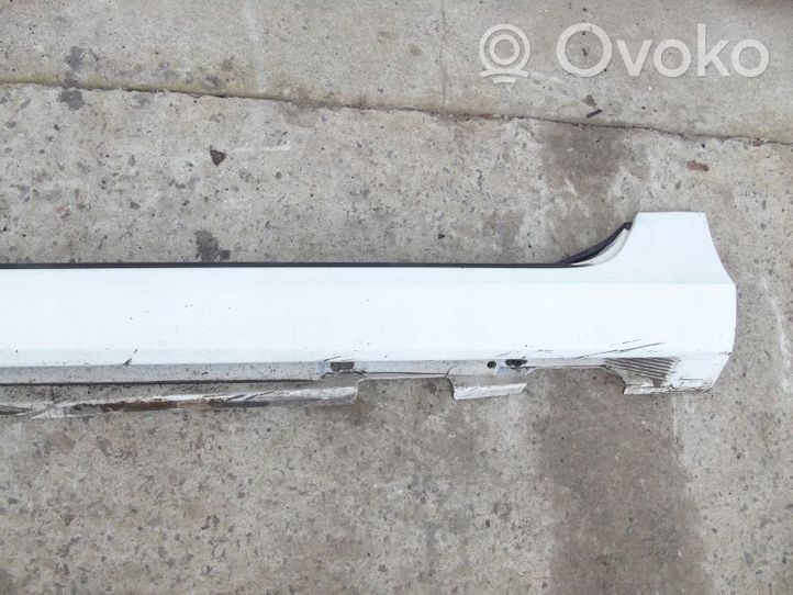 Volvo V60 Sill 