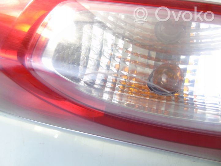 Renault Trafic II (X83) Lampa tylna 