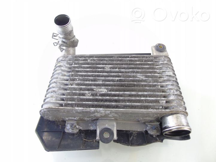 Toyota Yaris Chłodnica powietrza doładowującego / Intercooler 33010359