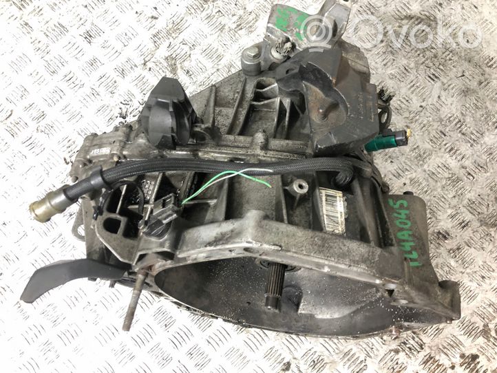 Renault Megane III Mechaninė 6 pavarų dėžė TL4A045