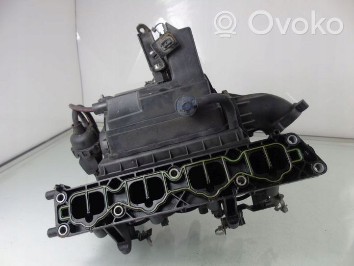 Opel Astra J Collettore di aspirazione 55561187