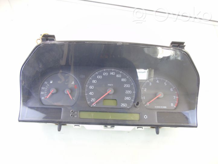 Volvo S70  V70  V70 XC Compteur de vitesse tableau de bord 9168138