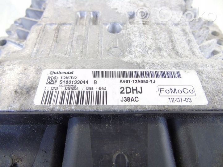 Ford C-MAX II Calculateur moteur ECU AV6112A650YJ