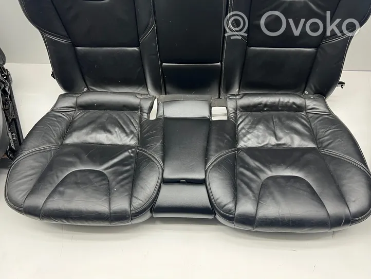 Volvo V40 Set di rivestimento sedili e portiere 