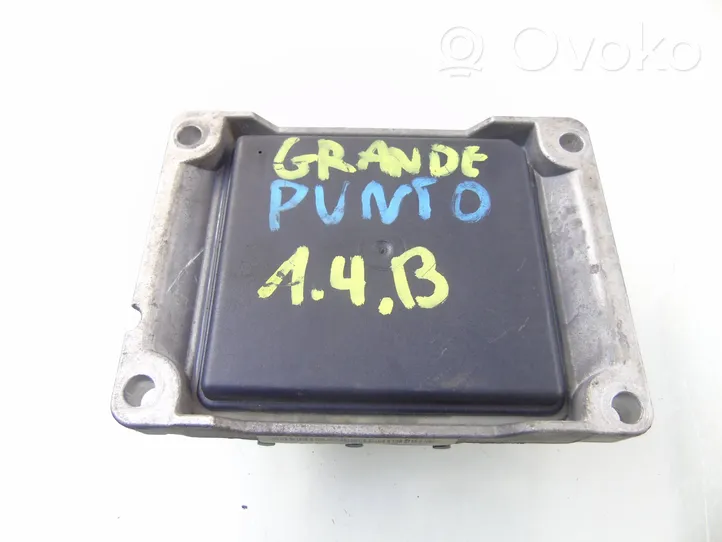 Fiat Grande Punto Sterownik / Moduł ECU 0261208969