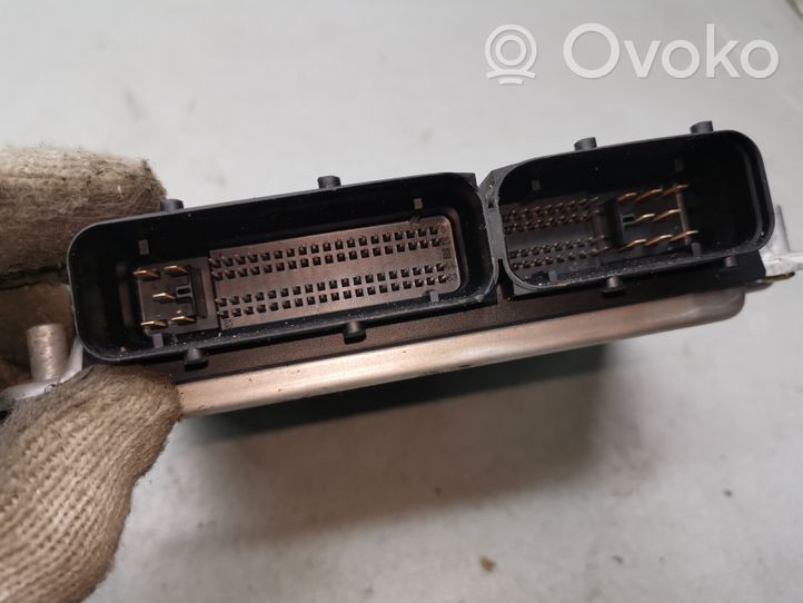 Volkswagen PASSAT B5 Sterownik / Moduł ECU 038906019BK