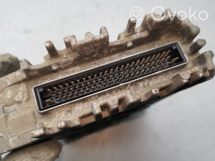 Renault Scenic I Sterownik / Moduł ECU 0281001809