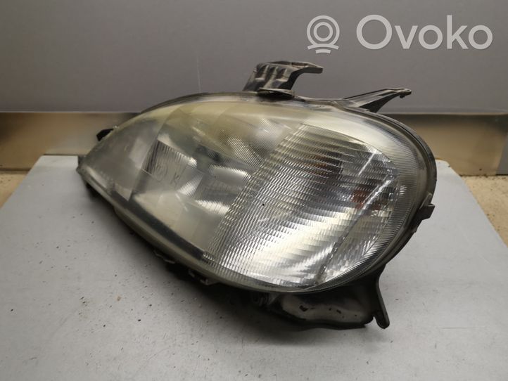 Mercedes-Benz ML W163 Lampa przednia 