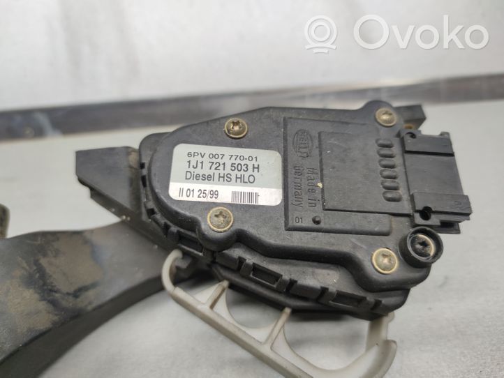 Volkswagen Golf V Accelerator throttle pedal 1J1721503H