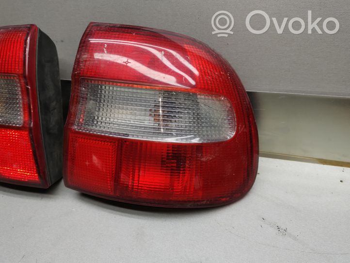 Volvo S40, V40 Set di luci posteriori 