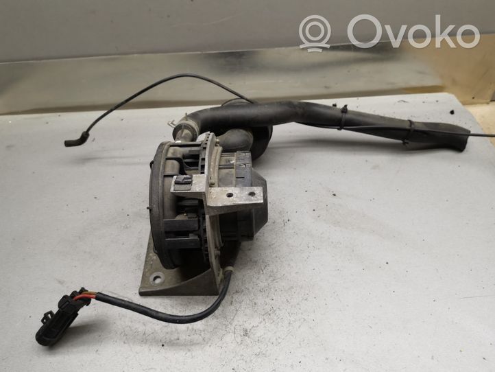 Opel Tigra A Secondary air pump 90470419