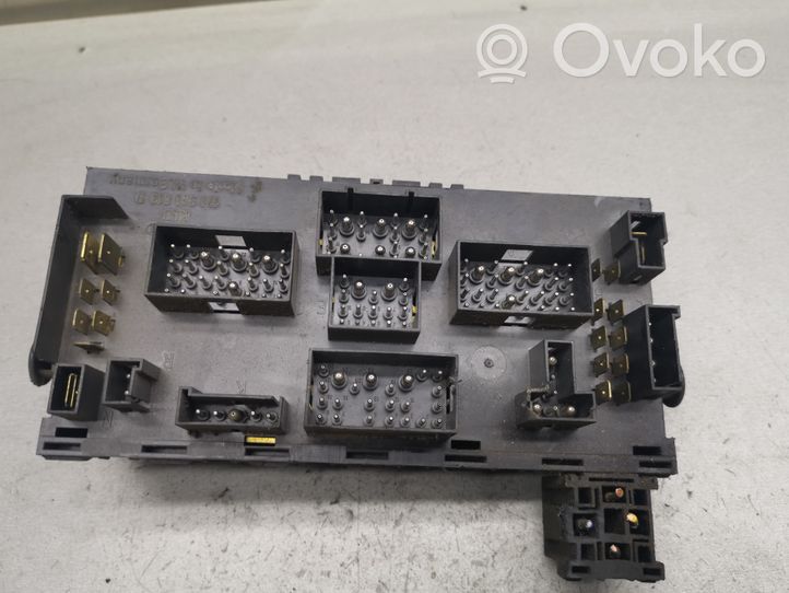 Volkswagen Golf II Fuse module 171941813D