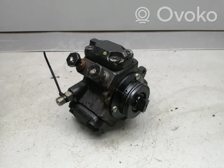 Opel Corsa D Pompe d'injection de carburant à haute pression 55198933