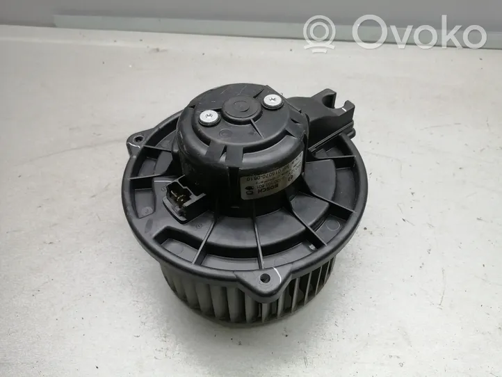 Toyota Avensis T250 Ventola riscaldamento/ventilatore abitacolo 0130101601