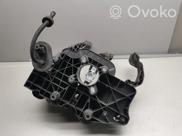 Opel Corsa D Pedal assembly 55703354
