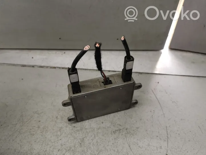 Mercedes-Benz A W169 Antennenverstärker Signalverstärker 2118200885