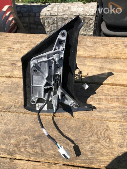 Renault Trafic III (X82) Front door electric wing mirror 93459223