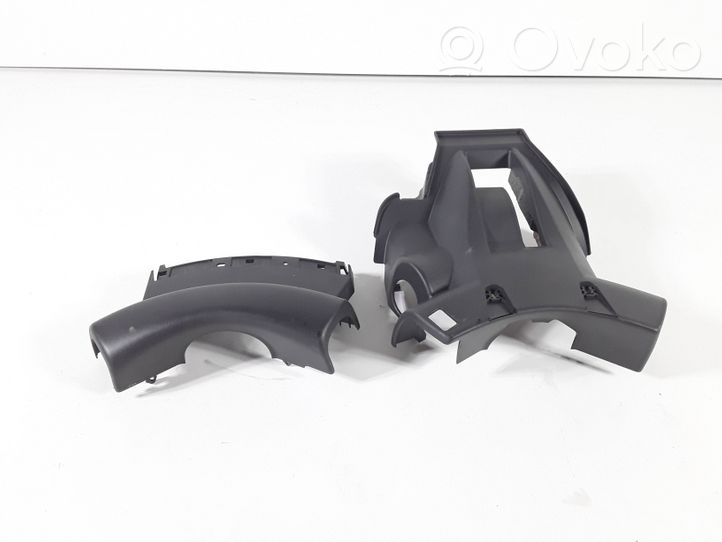 Renault Clio III Garniture de colonne de volant 8200408027