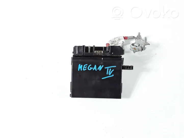 Renault Megane IV Modulo di controllo della batteria 241143738R
