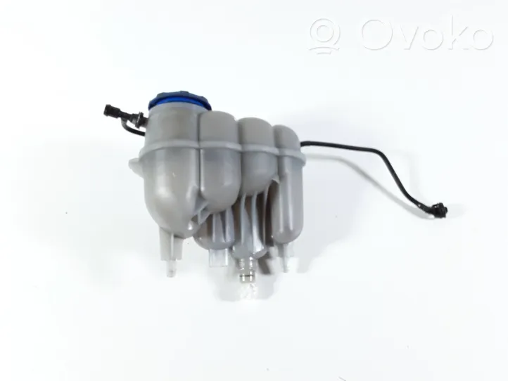 Audi A4 S4 B9 Coolant expansion tank/reservoir 8W0121405E