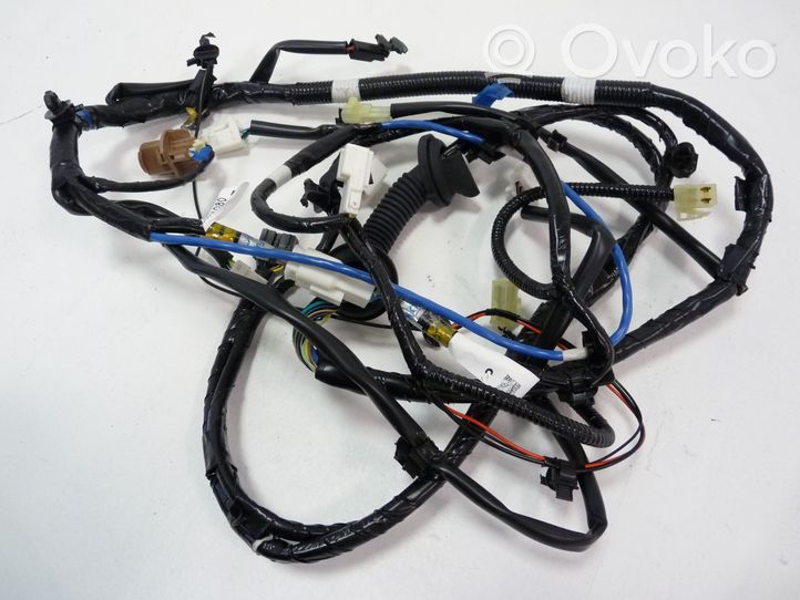 Subaru Levorg Faisceau de câbles hayon de coffre 81812VA080