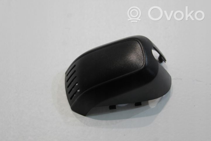 Volkswagen Touareg II Coque de rétroviseur 7P6858547