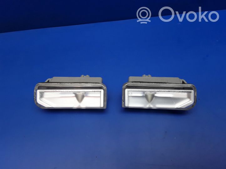 Lexus IS 220D-250-350 Lampa oświetlenia tylnej tablicy rejestracyjnej 12V08W