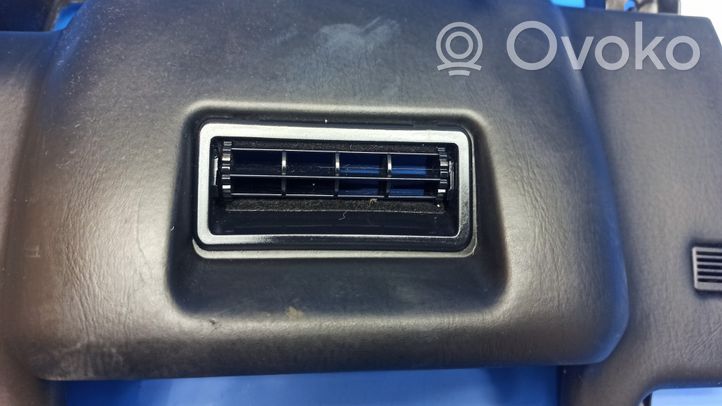 Lexus SC 430 Element deski rozdzielczej / dół Z40